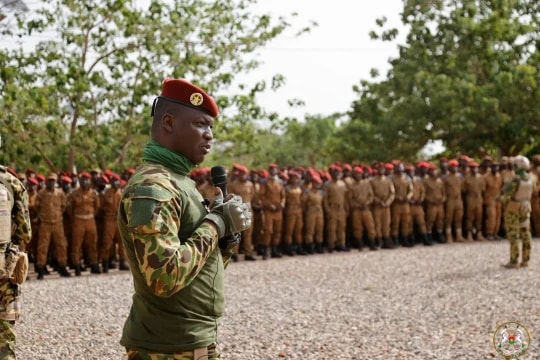 Le président de la transition du Burkina Faso, le capitaine Ibrahim Traoré