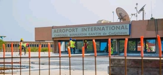 Entrée aéroport de Cotonou