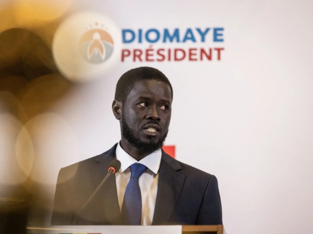 Le président sénégalais Bassirou Diomaye Faye et son homologue malien Assimi Goïta