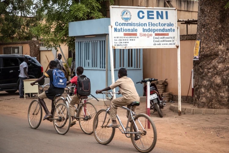 Le siège de la Commission électorale