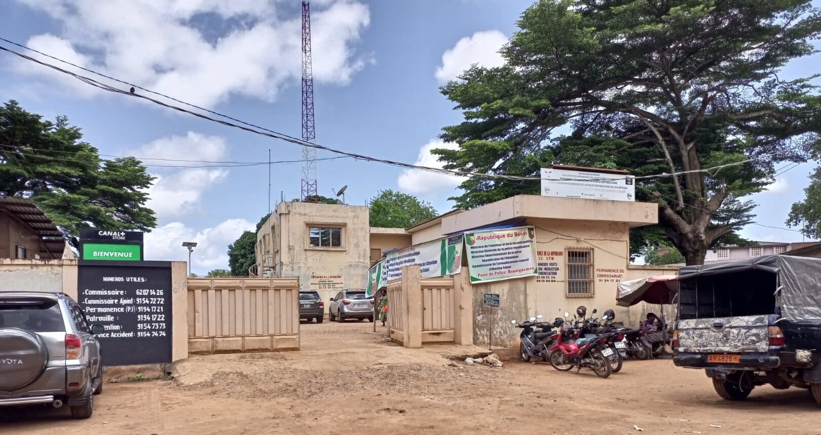 Entrée du commissariat central d'Abomey-Calavi