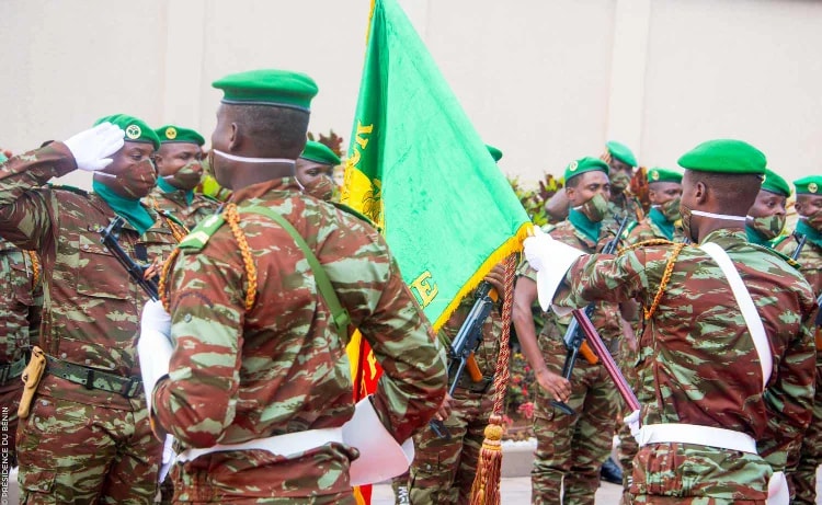 Des militaires de l'armée béninoise lors d'un défilé à Cotonou. © Présidence du Bénin