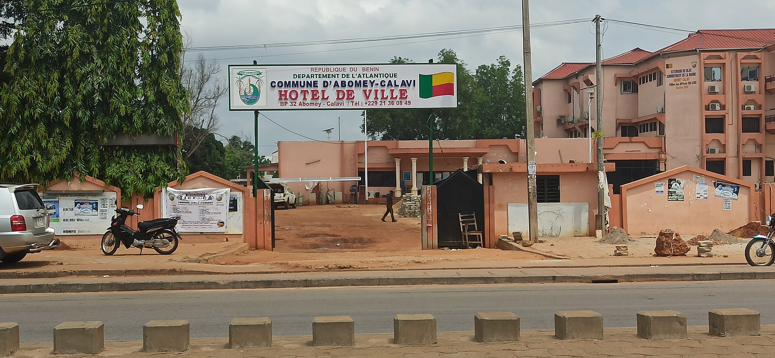 Entrée de la mairie d'Abomey-Calavi