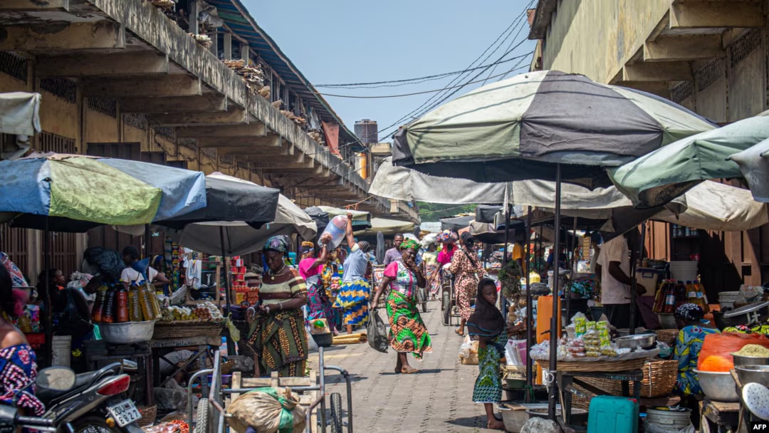 Intérieur du marché de Dantokpa