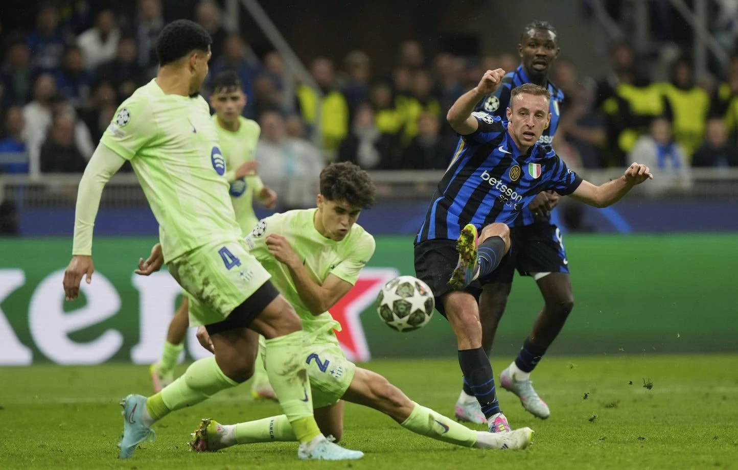 Ligue des champions, Inter Milan en finale après avoir battu le FC Barcelone lors d'une demi-finale à rebondissement