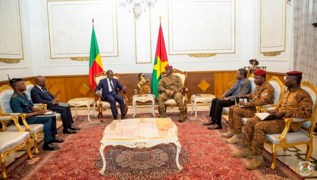 Le chef de l'Etat béninois, Patrice Talon et son homologue burkinabè, Ibrahim Traoré. © Présidence du  Faso