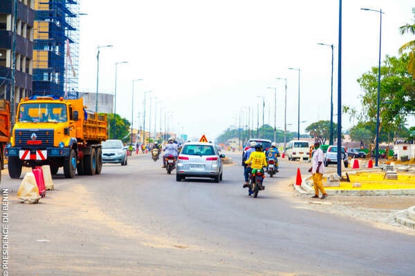 Bénin : le gouvernement lance de nouveaux travaux pour améliorer la circulation entre Godomey et Akassato