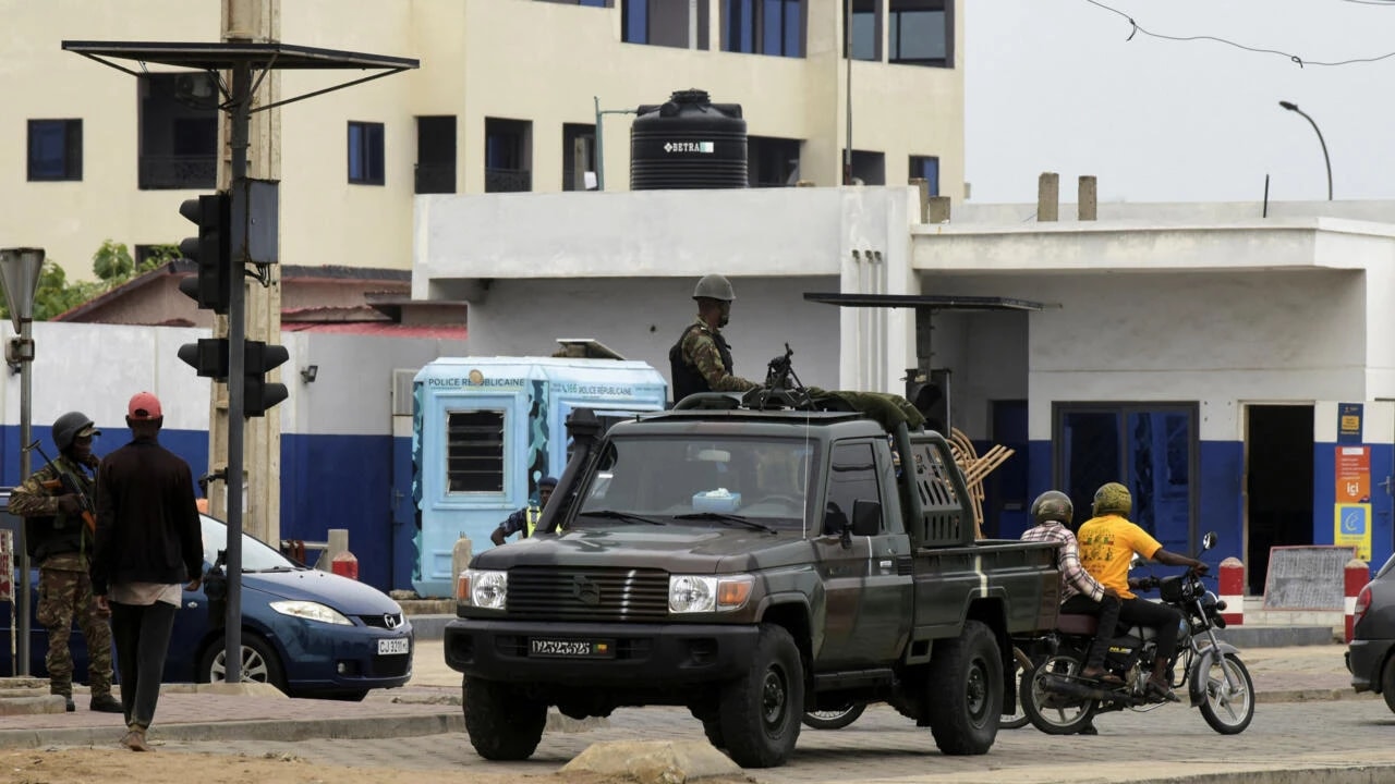 Bénin : le gouvernement va prendre en charge les réparations des dommages enregistrés lors du coup d'État manqué du 7 décembre