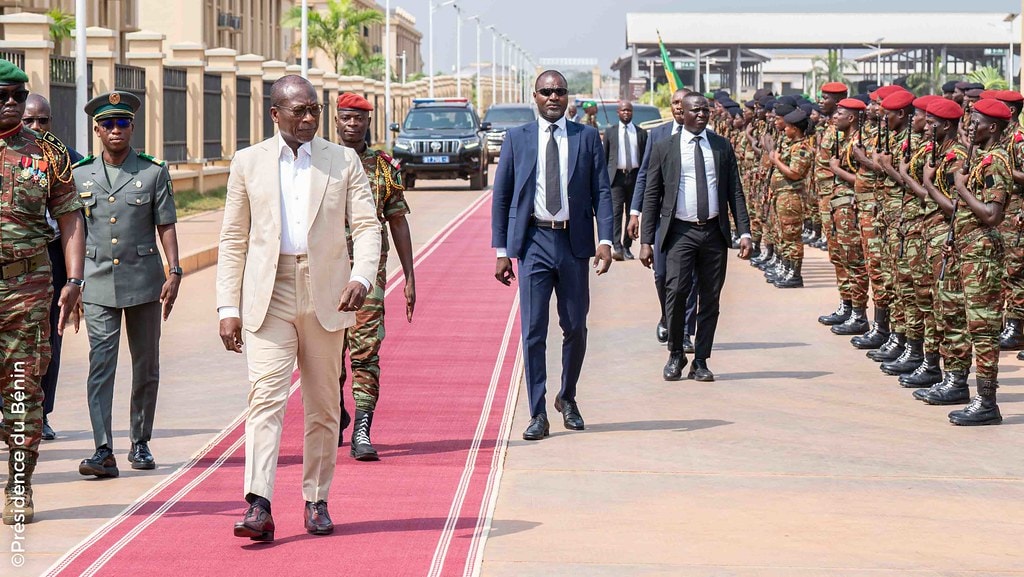 Coup d’Etat déjoué au Bénin : au moins un mort et un blessé dans l’attaque de la résidence de Patrice Talon, selon le gouvernement
