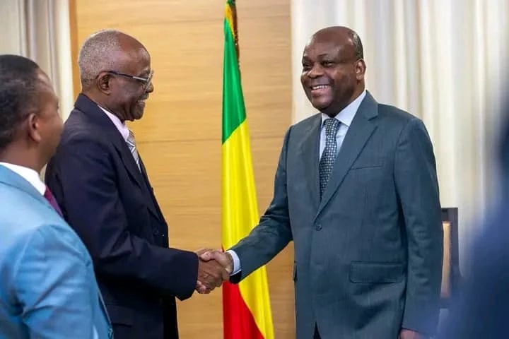 Des experts internationaux chargés de l’audit du fichier électoral expliquent leur mission au Président de la Cour constitutionnelle