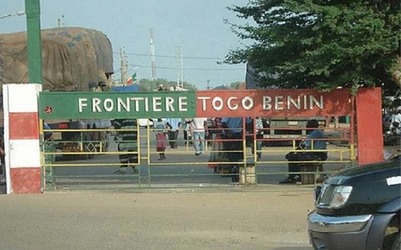 CRIET : 08 étrangers dont des Nigériens poursuivis après leur arrestation avec plus de 180 millions FCFA à la frontière Bénin-Togo