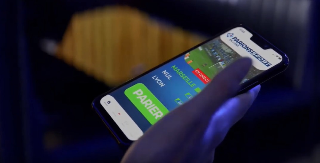 CRIET : un parieur sportif arnaque près de 2 millions FCFA à des opérateurs Mobile Money pour jouer 1xbet et risque 3 ans de prison