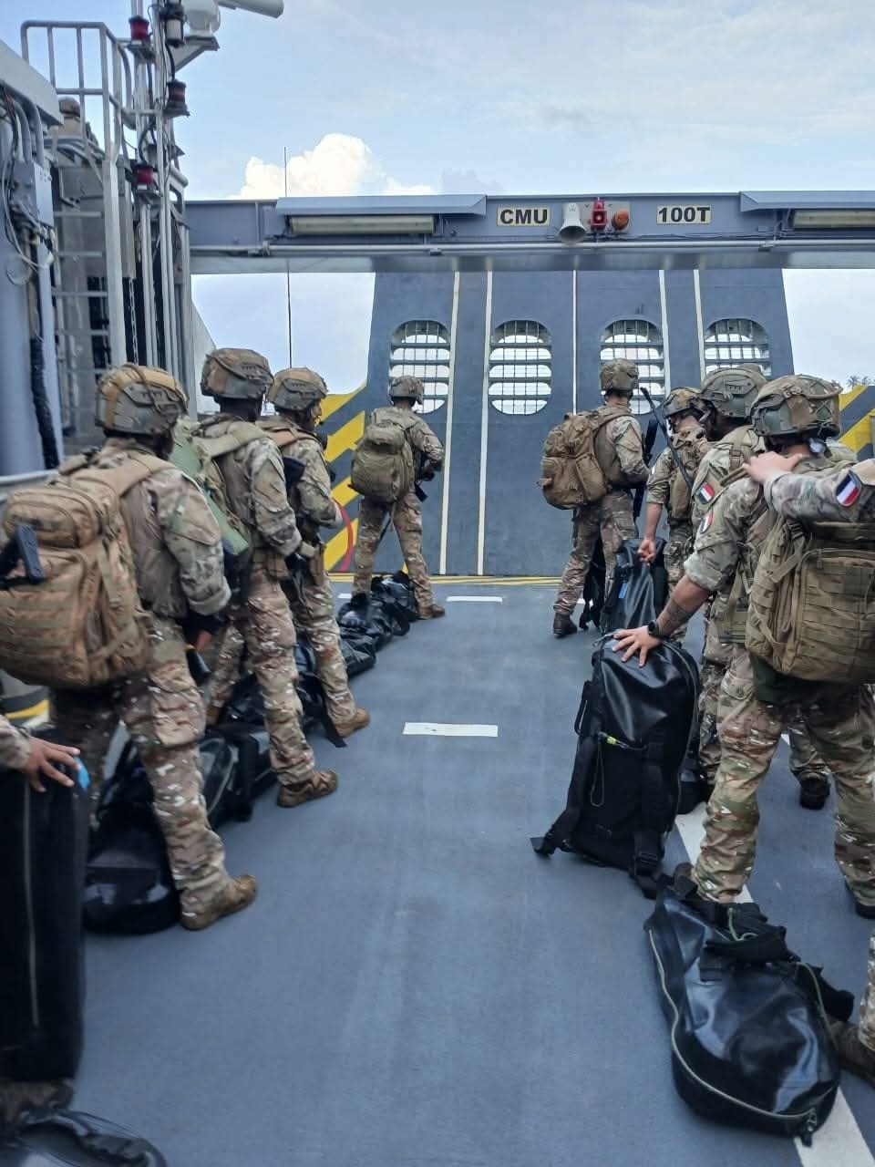 IlSécurité maritime : plongée au cœur d'un entraînement de haut niveau entre la France et le Bénin