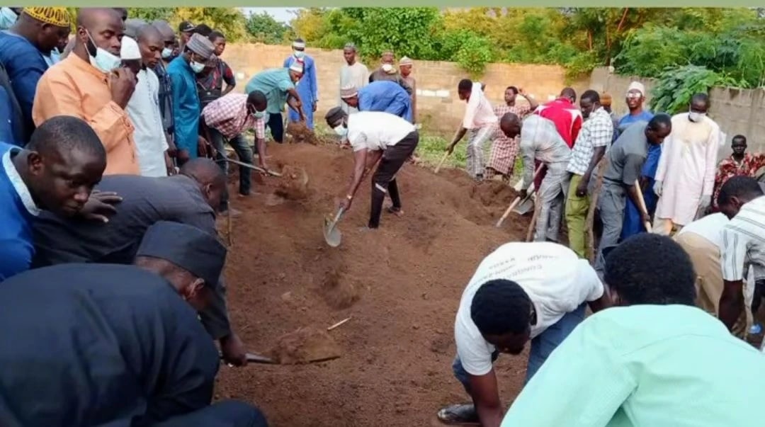 Des victimes de l'accident inhumé au cimetière musulman à Savè