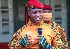 Lutte contre la corruption au Burkina Faso : un rapport d’enquête révèle un niveau de corruption élevé à la douane, à la justice et une mascarade judiciaire