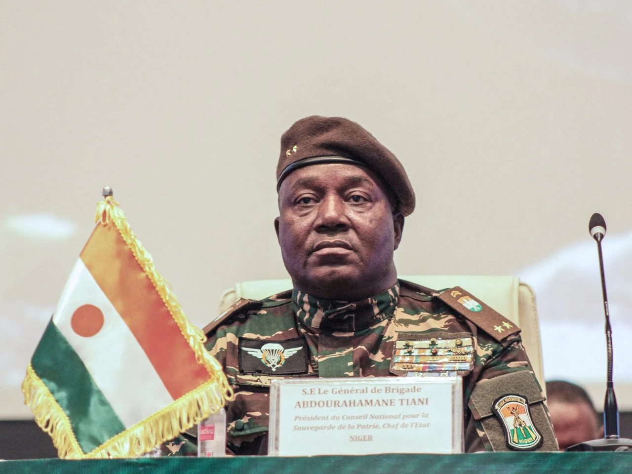 Niger : Tiani ne faiblit pas dans ses accusations contre le Bénin et maintient la fermeture des frontières