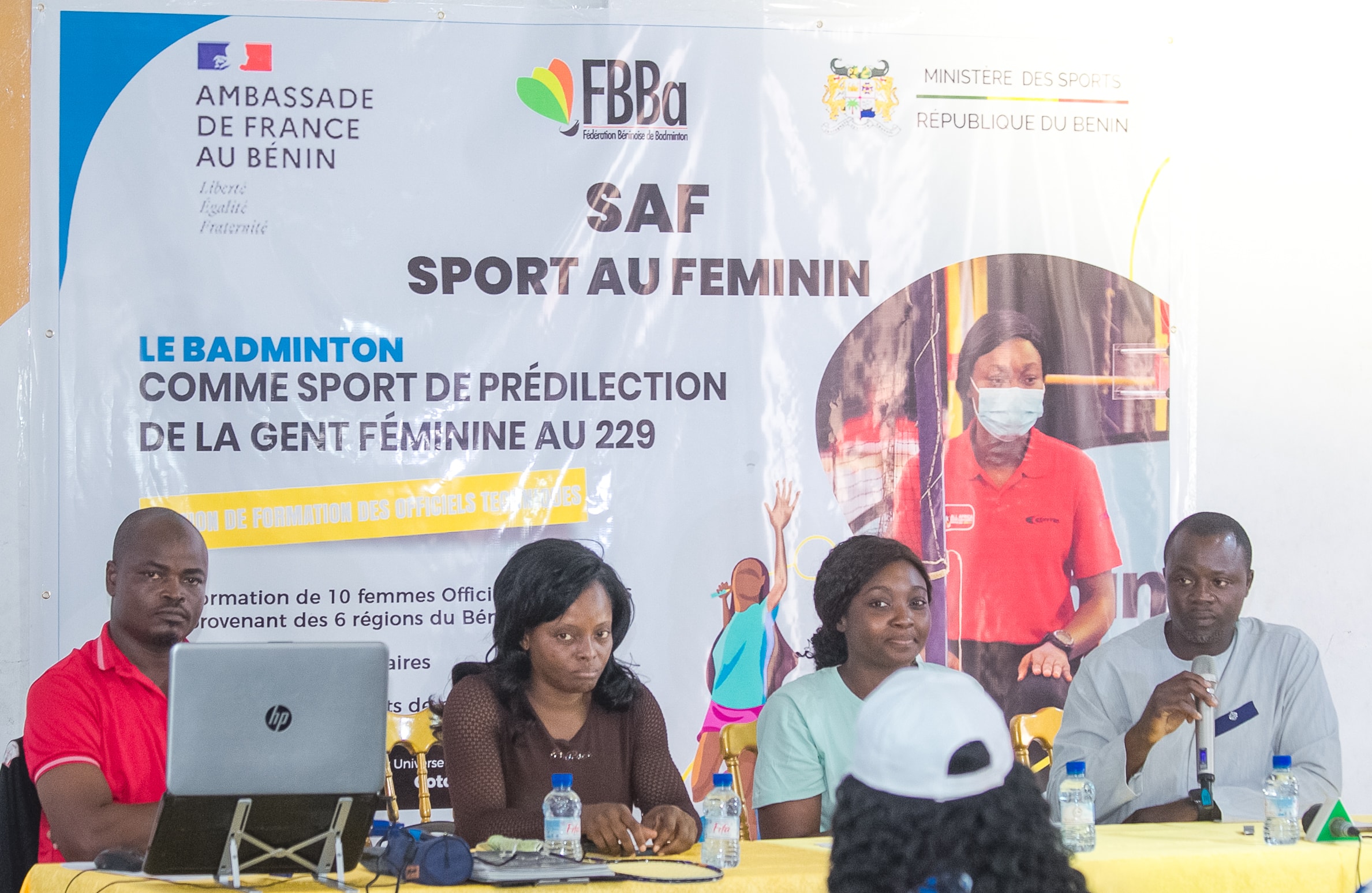 Presidium lors du lancement du projet sport au feminin au badminton