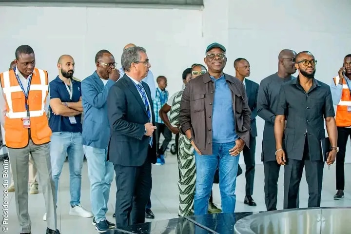 Aéroport de Cotonou : le ministre José Tonato fait le point des travaux de rénovation