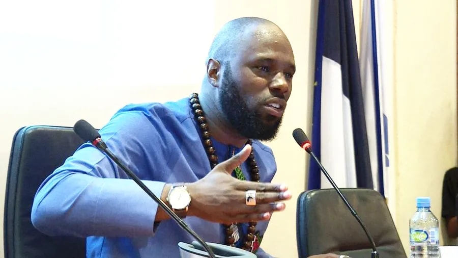Arrestation de Kemi Seba en Afrique du Sud : le Bénin dépêche une mission pour obtenir son extradition
