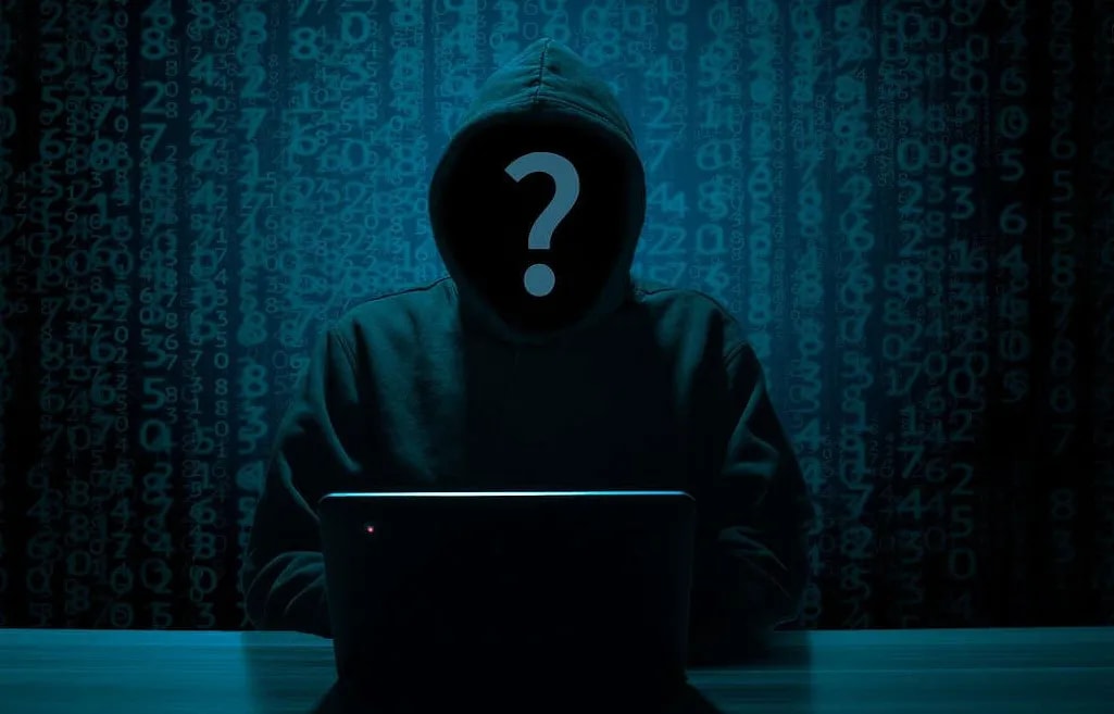 Bénin : 06 présumés cybercriminels interpellés à Azové après une opération ciblée du CNIN