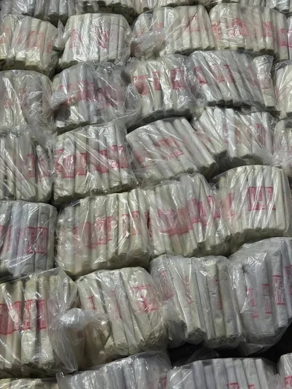 Bénin : 3295 bâtons d'explosifs interceptés par la douane dans un véhicule, le conducteur en cavale