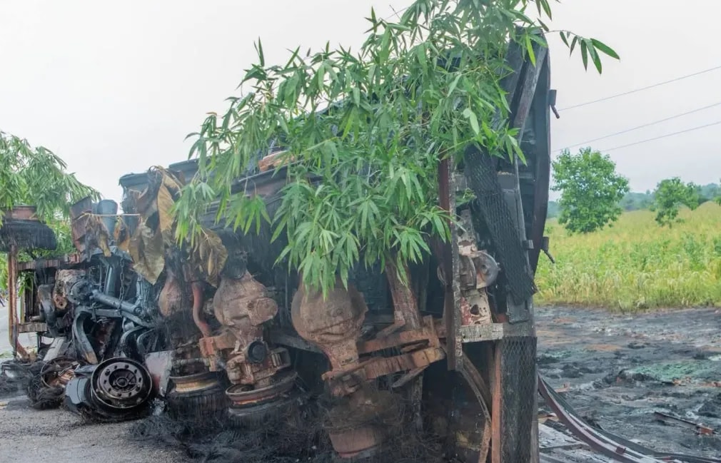 Bénin : après l’incendie d’un camion de carburant illicite à Pobè, le préfet Kogblévi exige des comptes
