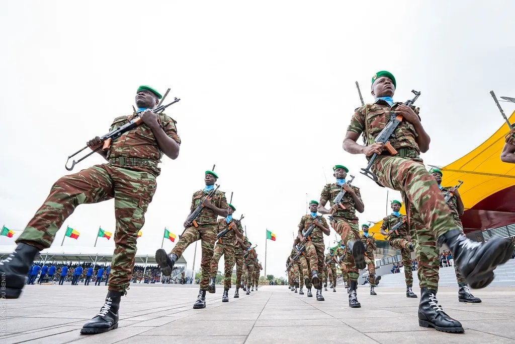 Bénin : deux militaires et deux civils jugés devant la CRIET pour abus de fonction à Banikoara