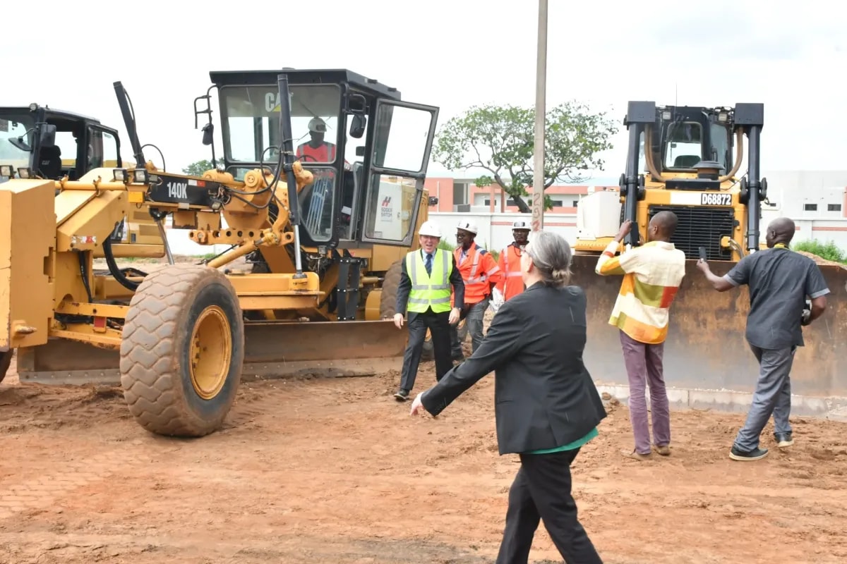 Travaux routiers au Bénin : la mairie de Dassa et Millenium Challenge Account mettent garde contre des recrutements frauduleux de personnel