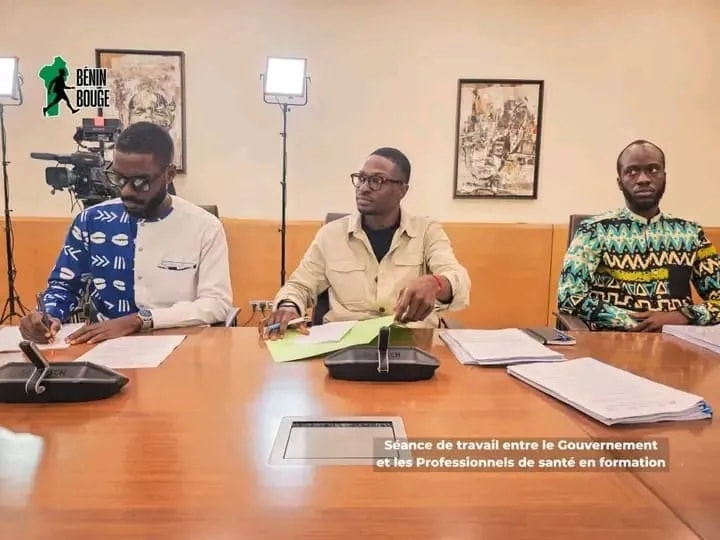 Bénin : les étudiants en médecine reprennent les activités de stage hospitalier après leur rencontre avec Talon