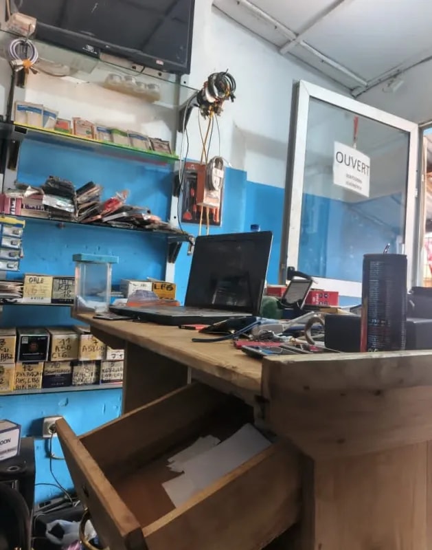 Bénin : Une boutique de vente de portables cambriolée à Kérou