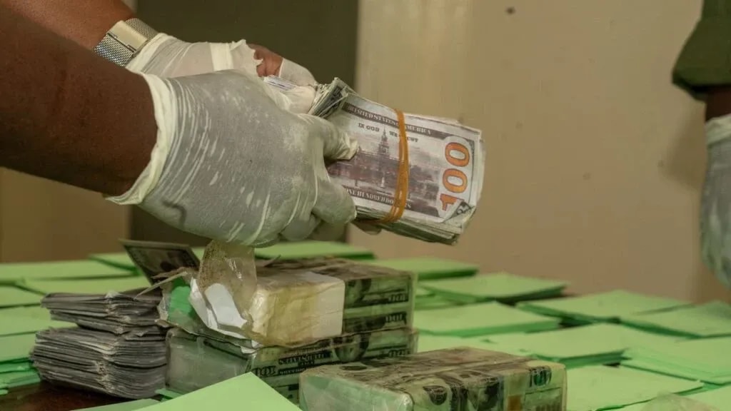 Douanes au Sénégal : 194,6 millions FCFA en faux billets saisis, quatre suspects interpellés