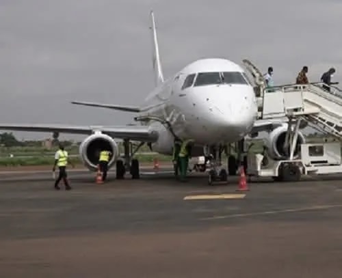 Drame à l’Aéroport de Ouagadougou : un agent au sol perd la vie lors d’une manœuvre