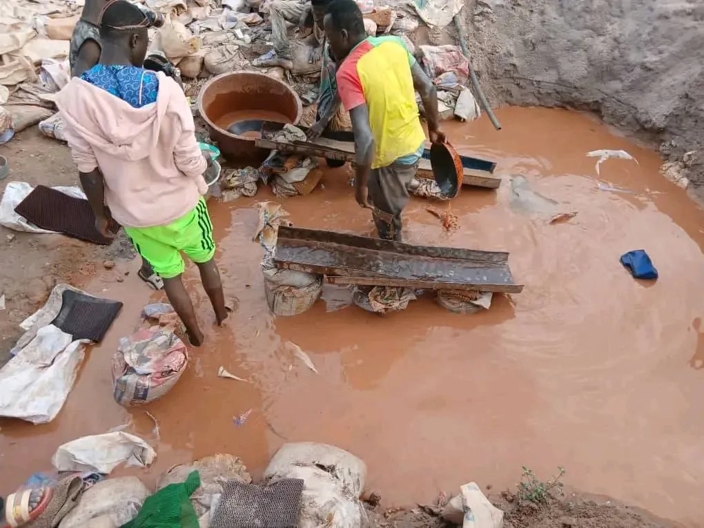 Drame à Natitingou : une dizaine de disparus après l'effondrement d'un site d'orpaillage à Perma