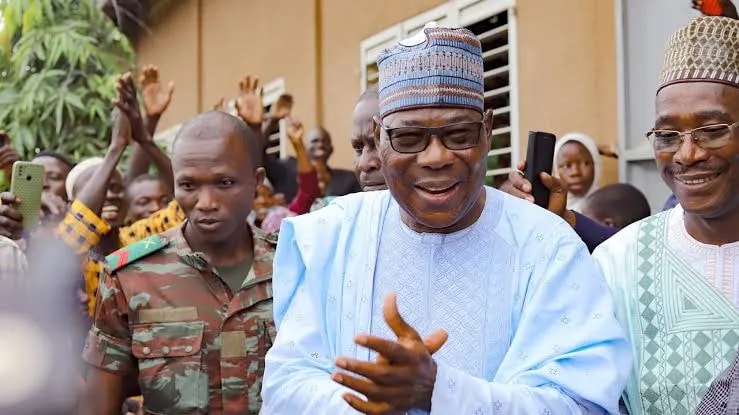 Du rejet catégorique à l'acceptation du Sénat, le revirement stratégique de Boni Yayi