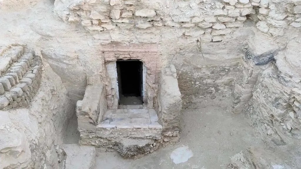 Égypte : une tombe vieille de 3000 ans découverte