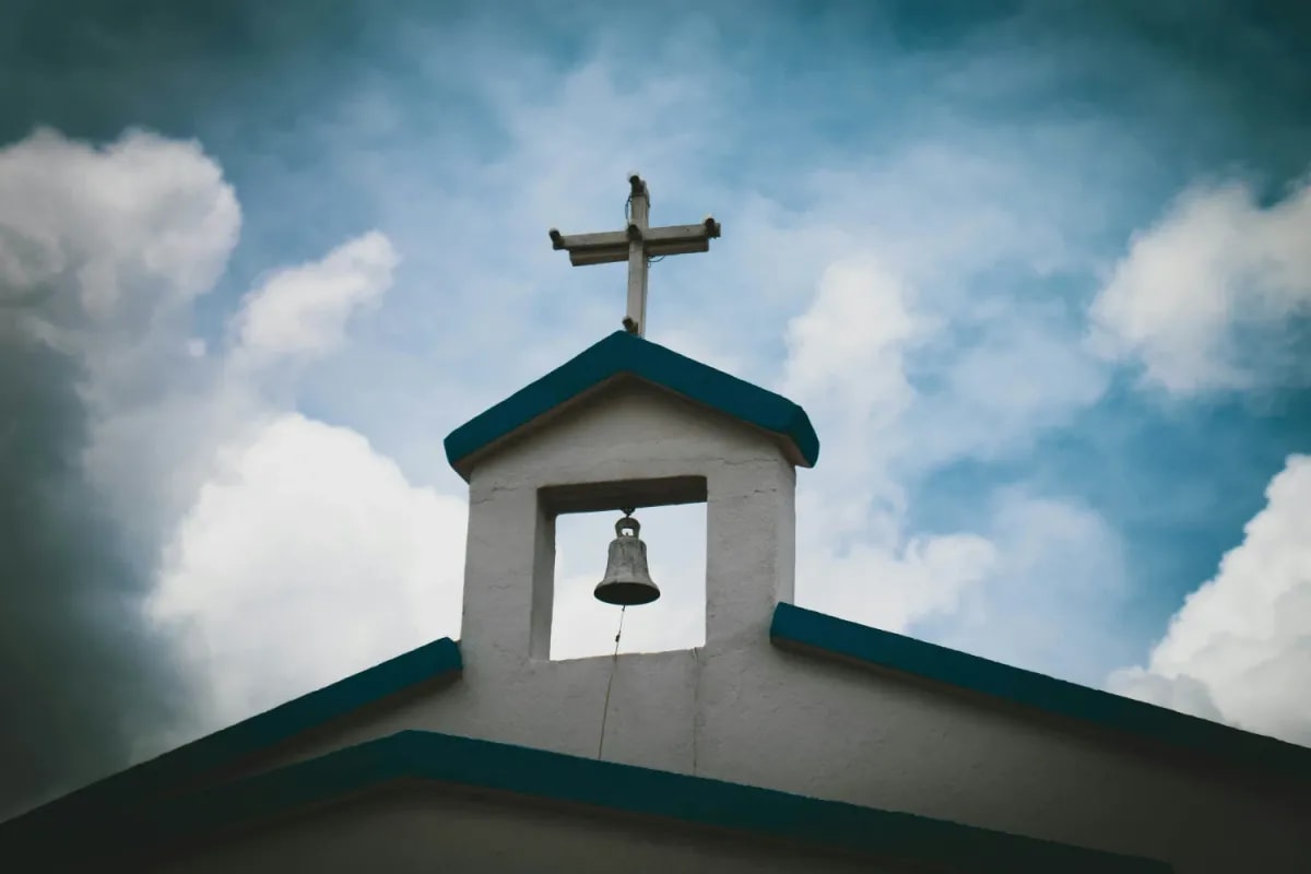 Fête du Vodoun au Bénin : une veillée de prière suspendue dans une église évangélique après une mésentente entre dignitaires du culte « Oro » à Ifangni