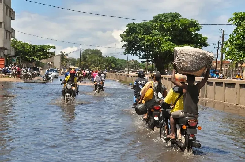 Fortes pluies à Abomey-Calavi : circulation fortement perturbée, voici le plan de contournement mis en place par le gouvernement