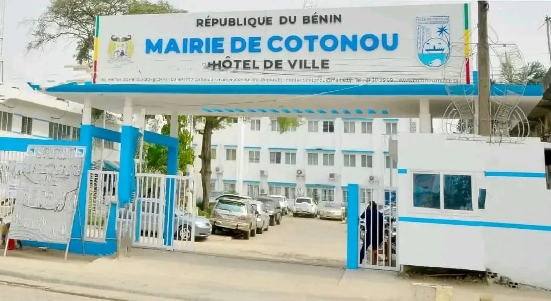Gouvernance locale au Bénin : 64 communes déjà fixées sur leurs maires, tous les noms des élus et de leurs adjoints