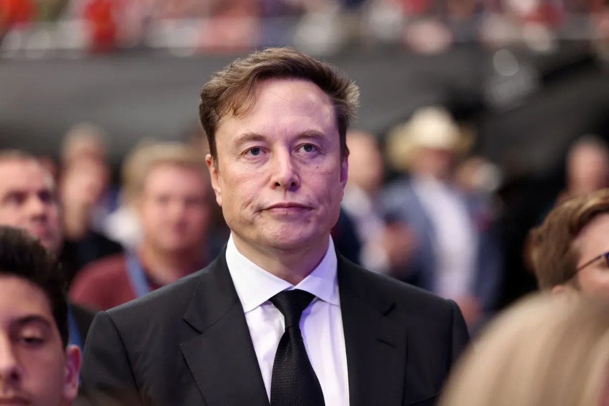 Lutte contre la cybercriminalité : les locaux du réseau social X perquisitionnés en France, son patron Elon Musk convoqué