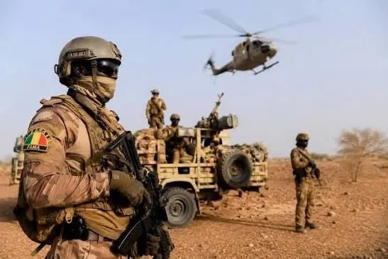 Mali : 82 militaires libérés après près de quatre mois aux mains des groupes armés, ce que l’on sait