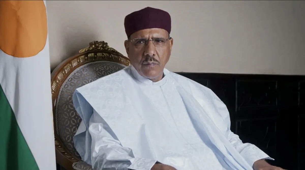 Niger : Les Eurodéputés exigent la libération immédiate de Mohamed Bazoum et des élections démocratiques