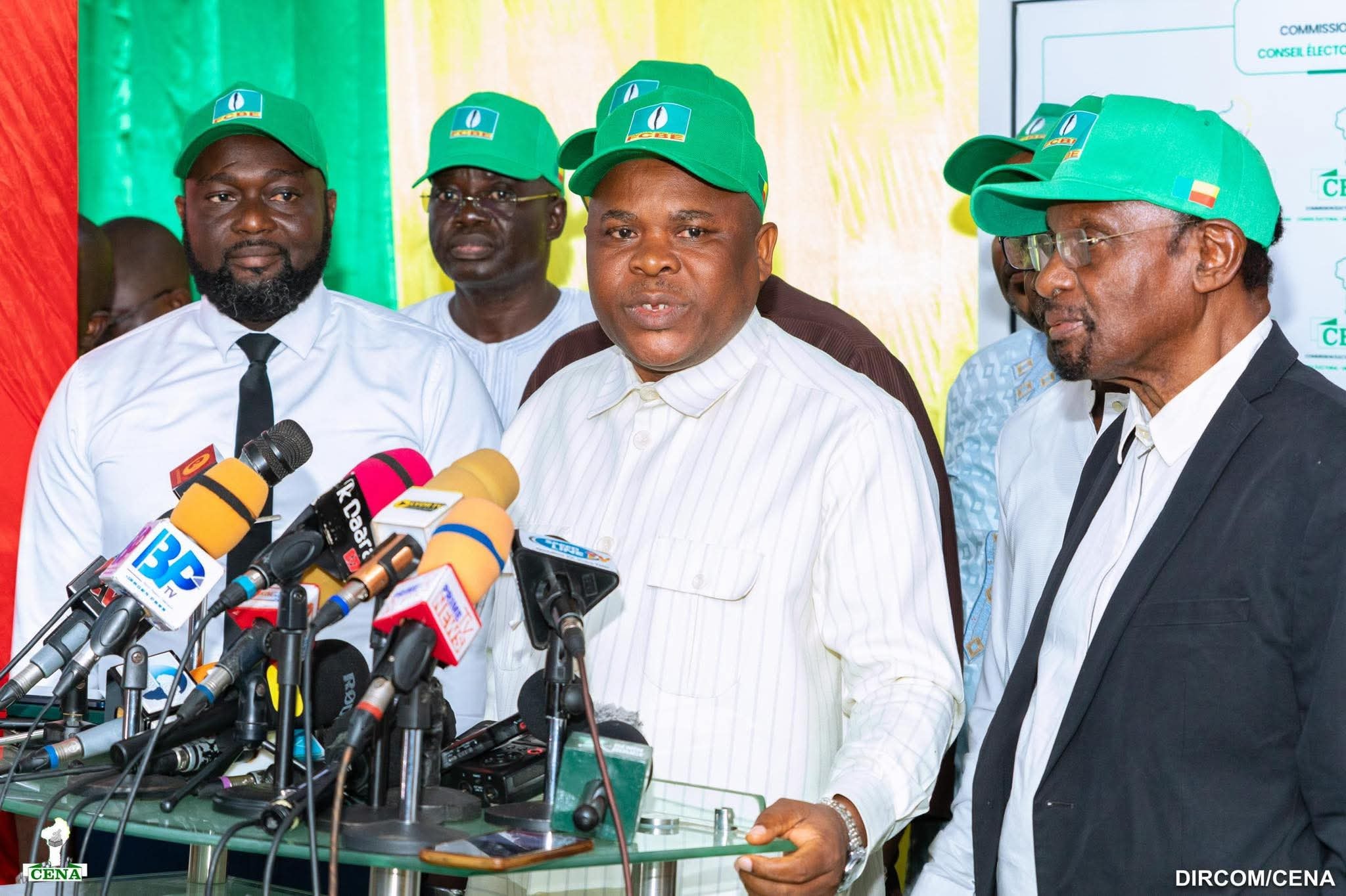 Présidentielle 2026 au Bénin : la FCBE du duo Hounkpè-Hounwanou décroche son récépissé provisoire auprès de la CENA