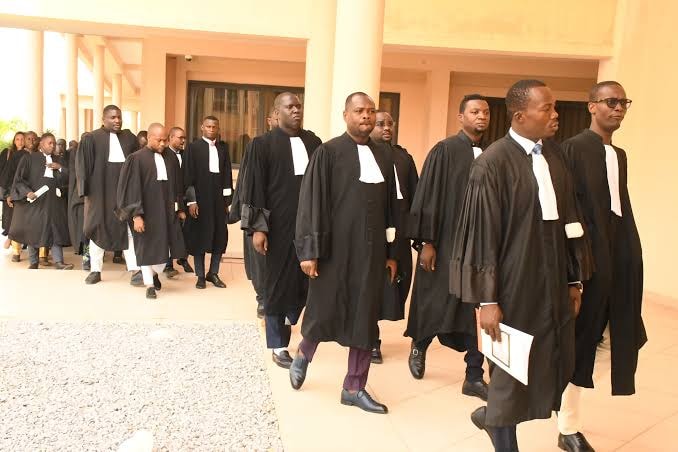 Putsch manqué : le Barreau du Bénin condamne une tentative de dérive intolérable