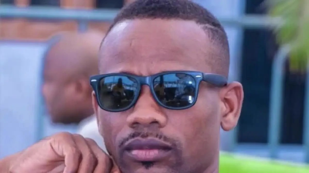 Le prévenu Steve Amoussou présenté comme le Frère Hounvi