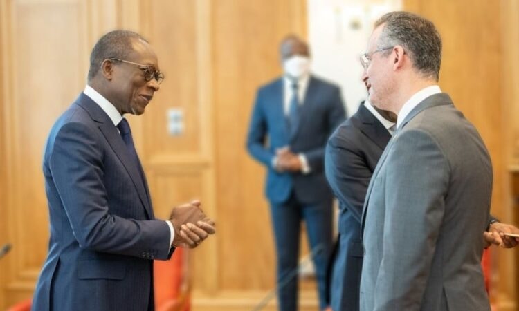 Le président Patrice Talon et Brian Shukan, l'ambassadeur des Etats-Unis au Bénin. © Présidence du Bénin