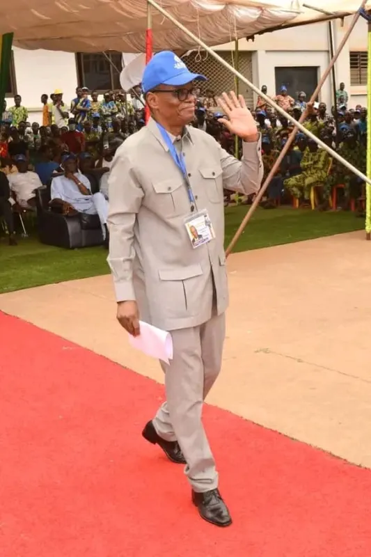 Présidentielle 2026 au Bénin : l'ex député Sacca Fikara rallie la mouvance et soutient la candidature de Romuald Wadagni.