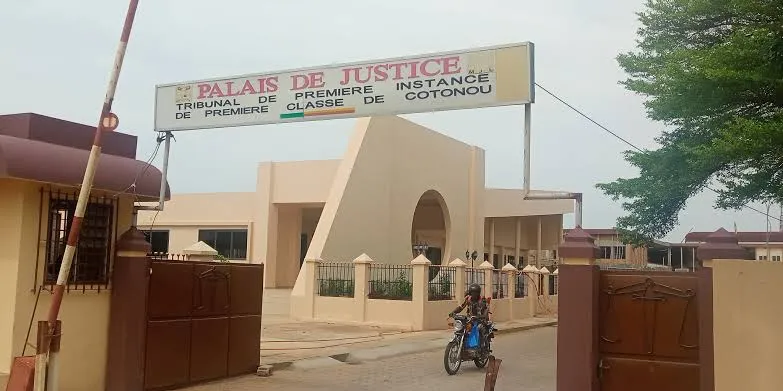 Tribunal de Cotonou : Richard Akodossi nommé Procureur en remplacement de Olushègun Romaric Tidjani